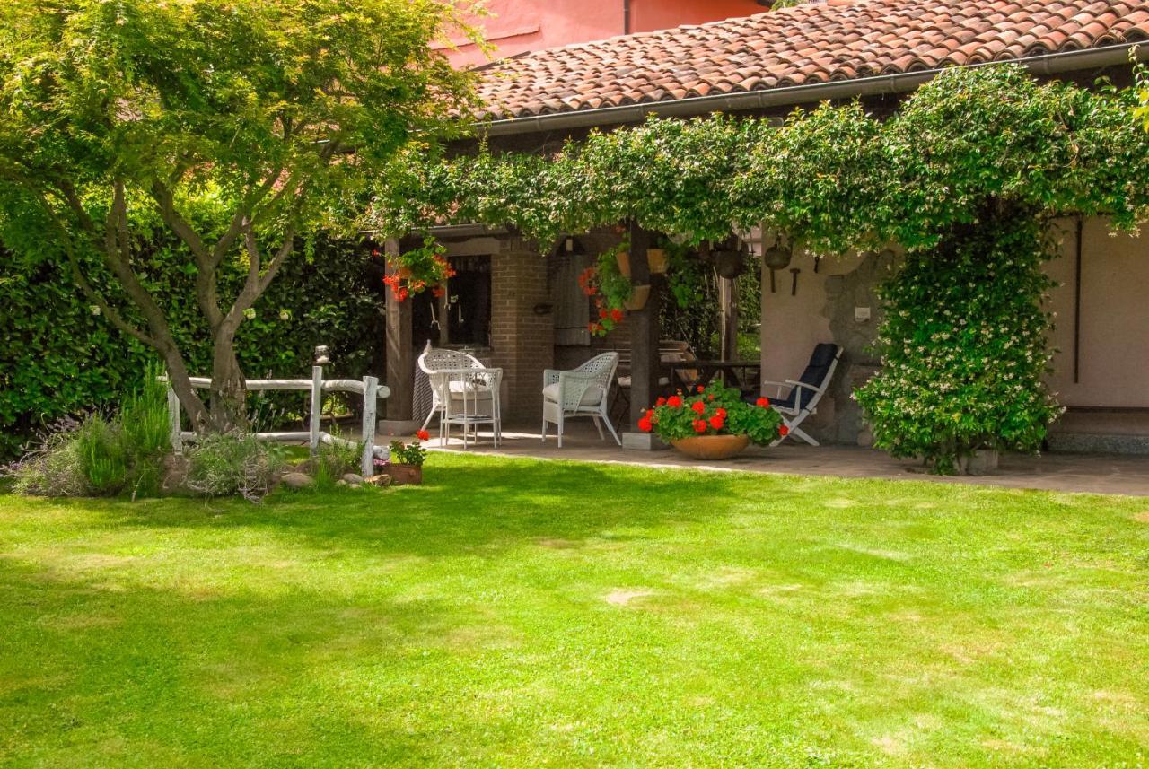 Bed and Breakfast Il Gomitolo Biella Exterior foto
